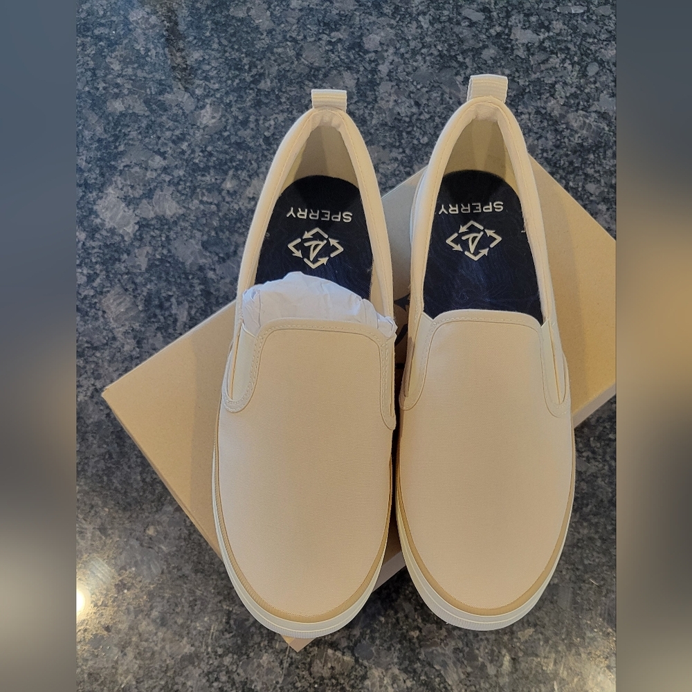 Sperry Cream Slip-On Sneakers Canvas Size 10 Women